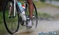پرش باورنکردنی یک دوچرخه‌سوار از روی پشت‌بام!