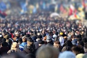 میانگین سنی ایرانیان به ۳۵ سال رسید