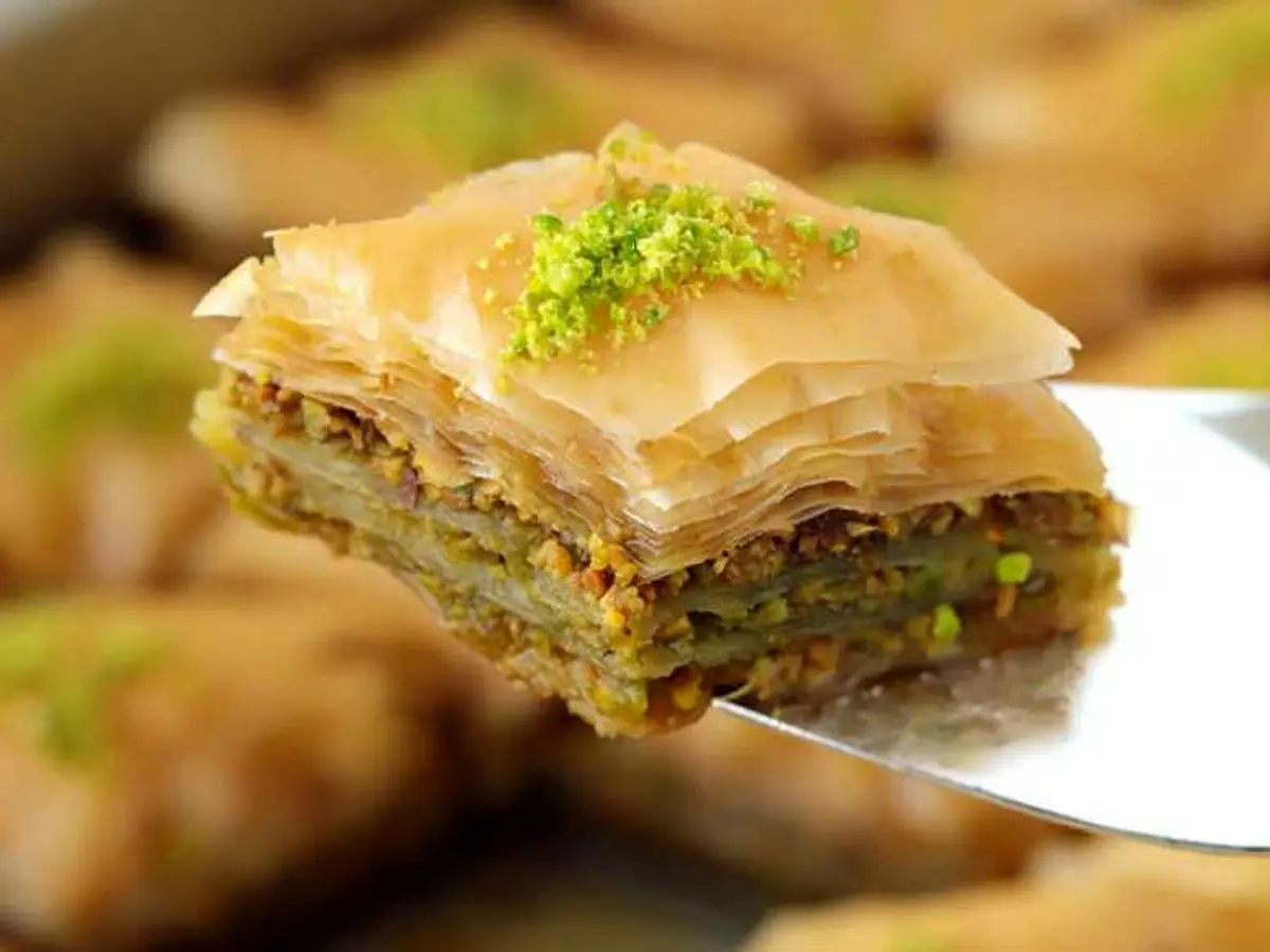 باقلوا استانبولی اصل را این‌گونه در خانه درست کنید