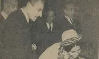 شاه و فرح، بولینگ عبده را افتتاح کردند
