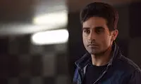 عشق دختران نوجوان ایرانی تبدیل به آدم فضایی شد