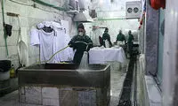 مردی که کارش شُستن نوزادانِ غسالخانه است