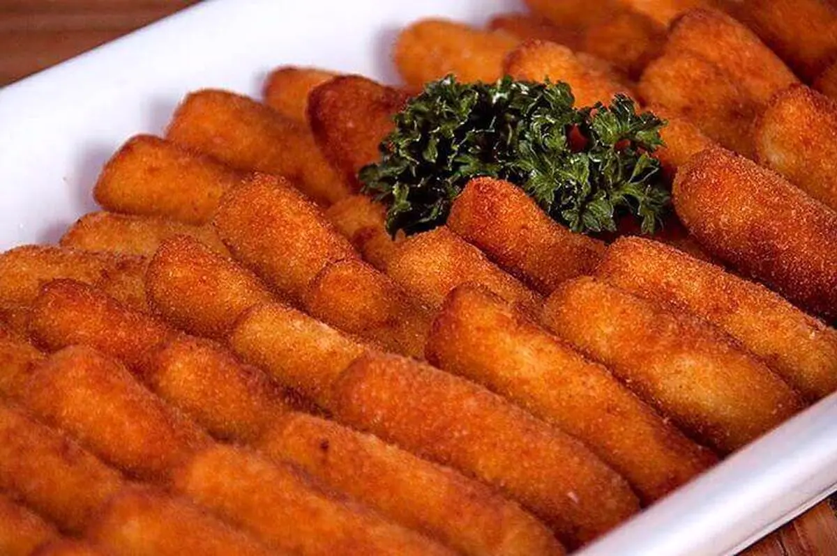 طرز تهیه کراکر خوشمزه و ساده در خانه