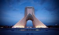 برج آزادی تهران به شکل مشت مردم ایران درآمد