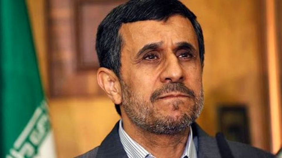 تیتر خاص یک رسانه با تصویر احمدی‌نژاد و رئیسی