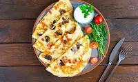 طرز تهیه کرپ پیتزا؛ یک صبحانه خاص و خوشمزه