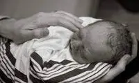 زنده شدن یک نوزاد که مرده به دنیا آمده بود