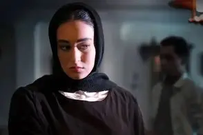 تصاویری از استایل شیک بازبگر بی‌عاطفه در یک مراسم