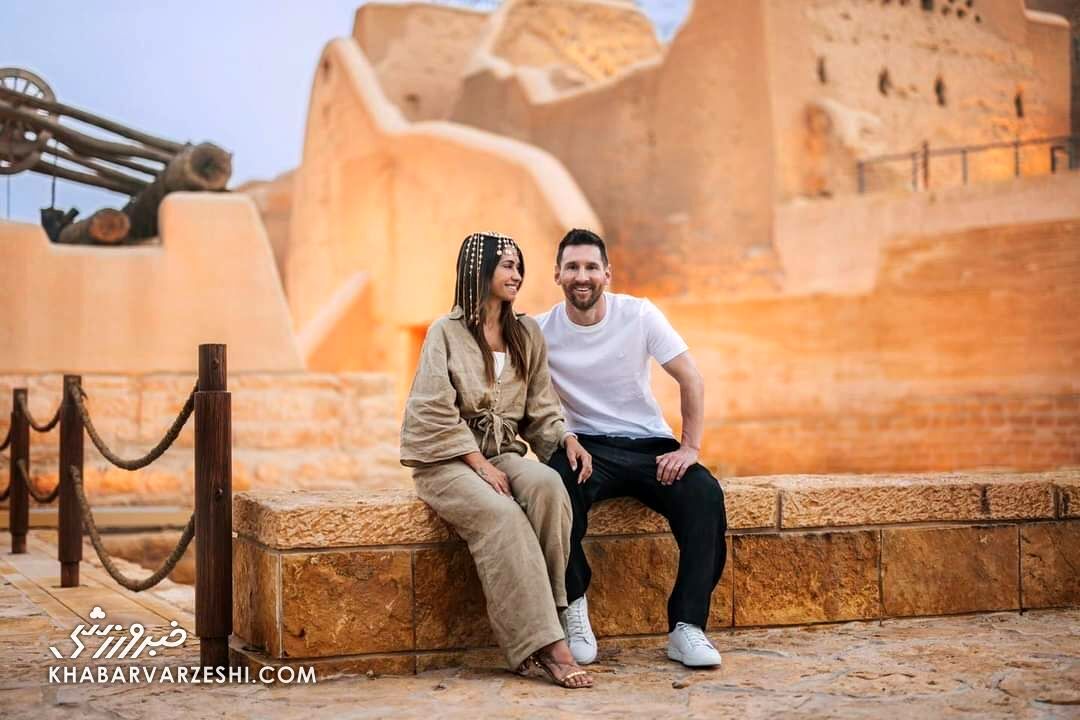 تصویر جالب از مسی بین مردم عربستان