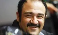 حالت پُر از غم مهران غفوریان بر سر مزار رفیق قدیمی‌اش