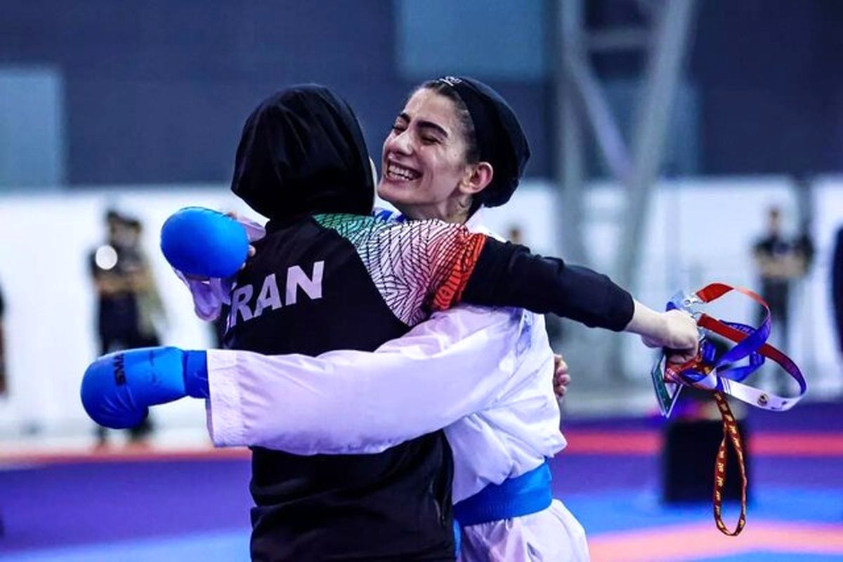 شادی دختر ایرانی پس از قهرمانی آسیا