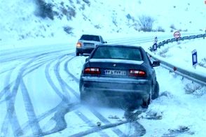 بارش برف، شهروندان کرج را ذوق‌زده کرد