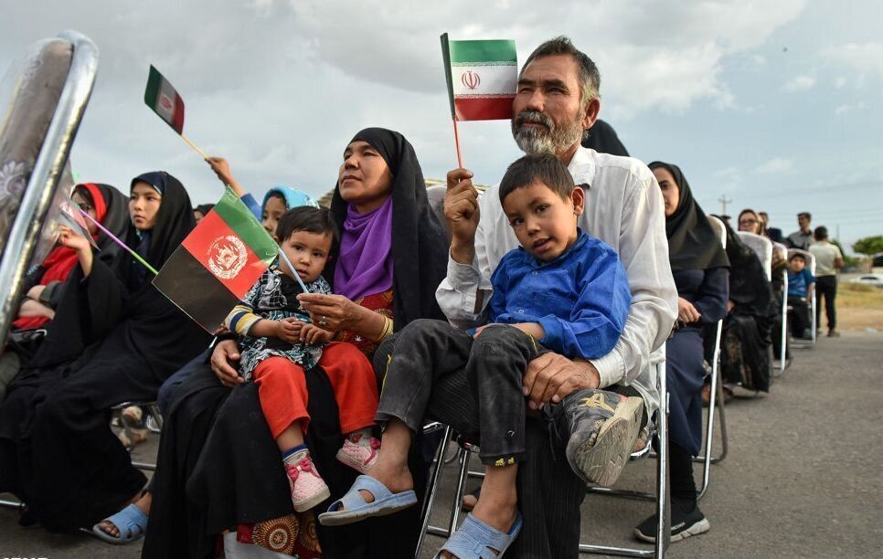 سفیدشویی خبرگزاری اصولگرا درباره افغانی‌هایِ ایران