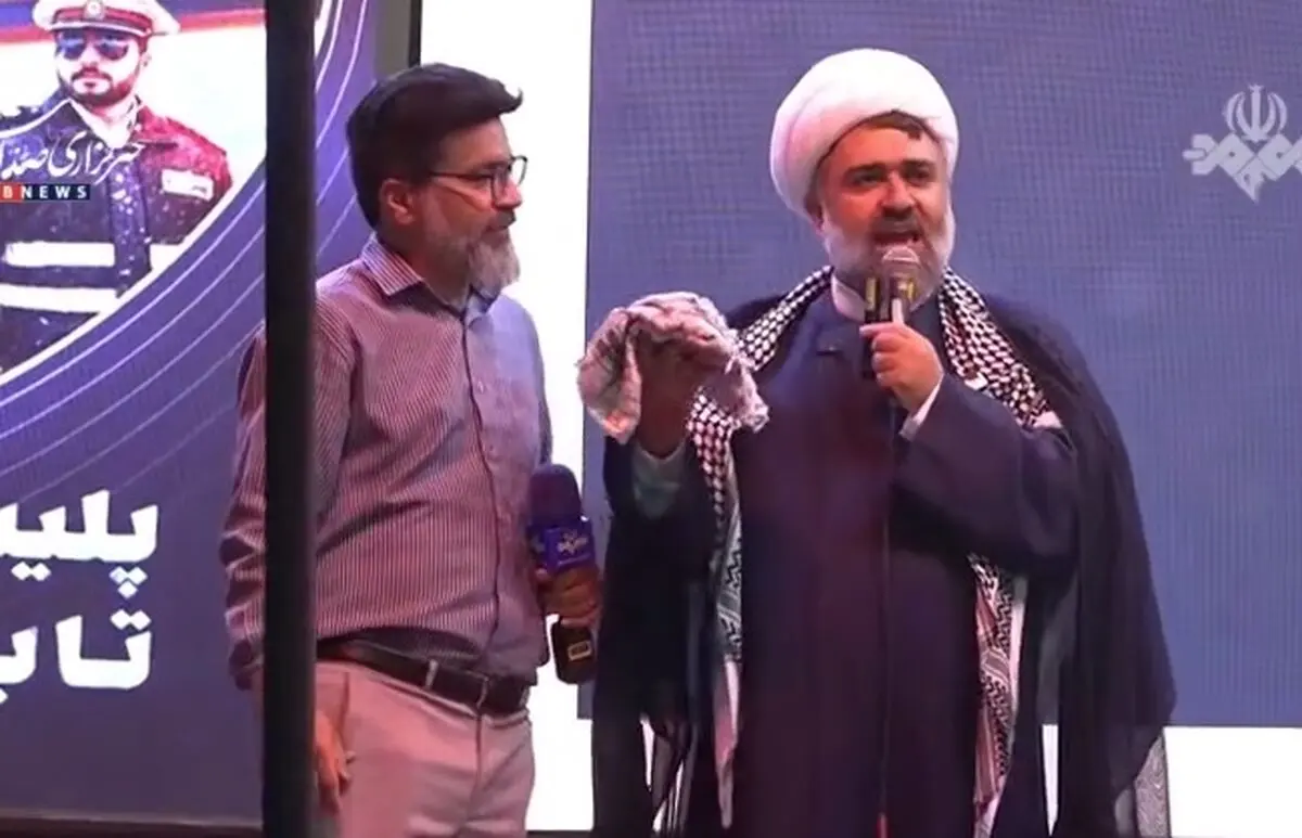 هدیه ویژه‌ آیت‌الله مجتبی خامنه‌ای به یوسف سلامی