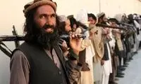 طالبان با تبر آلات موسیقی را نابود کرد