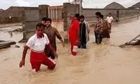 عکس پربازدید از امدادگران هلال‌احمر در سیل کرمان 