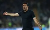 قابی خاص از دست‌به‌دعا شدن مربیان استقلال 