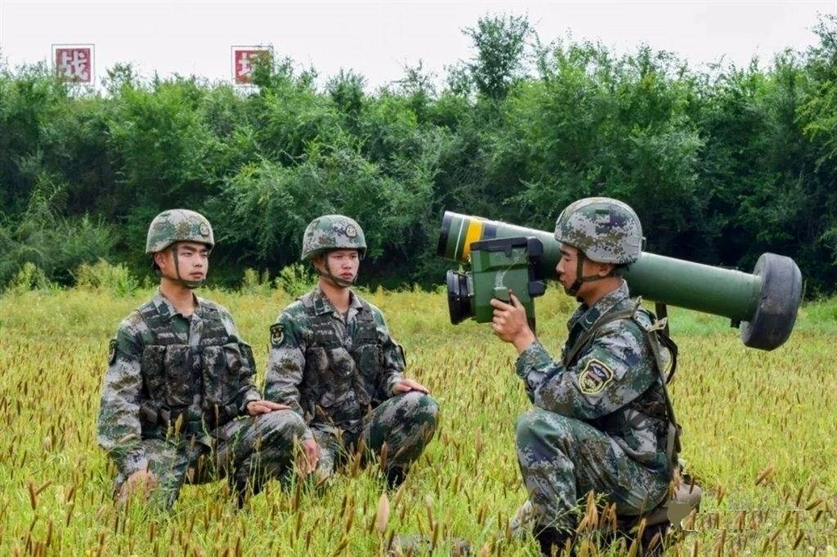 چینی‌ها موشک ضد تانک هم کپی کردند!