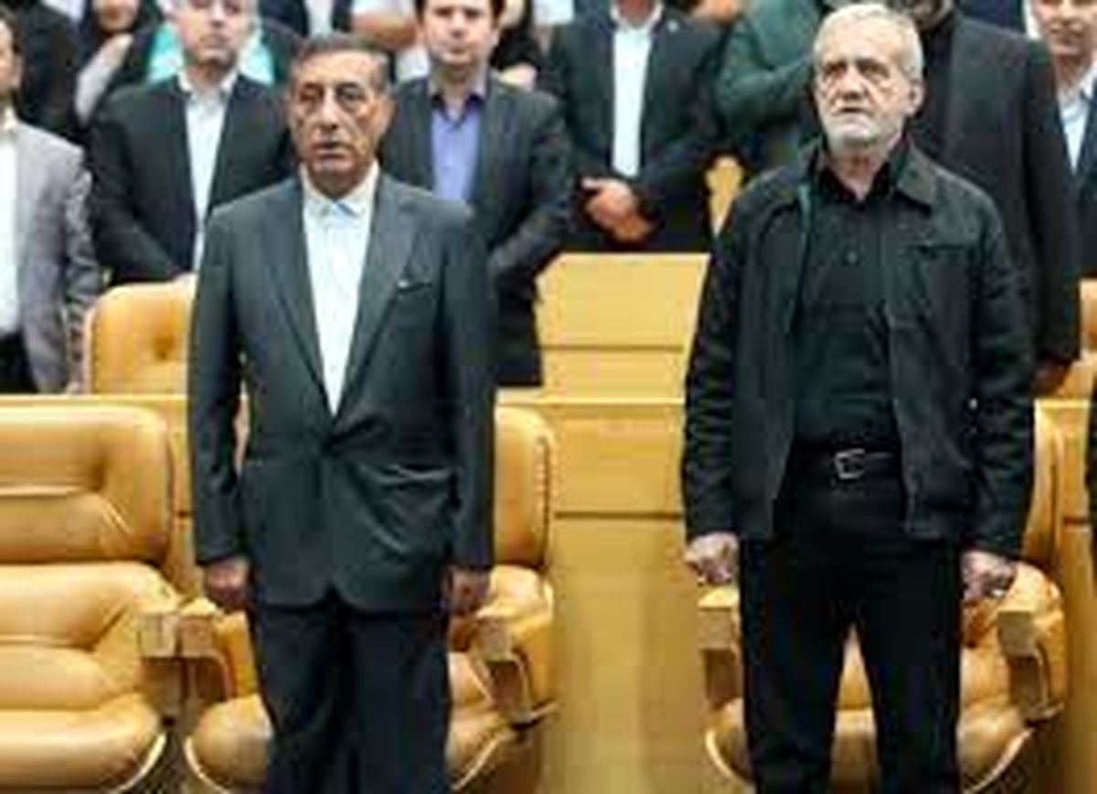   پزشکیان با این وسیله نقلیه از راهپیمایی بازگشت 