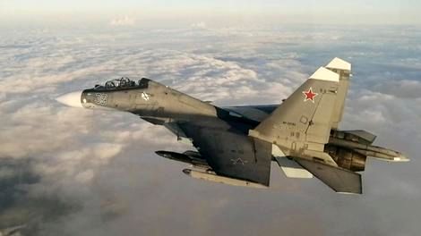 سقوط جنگنده در حال پرواز آموزش سوخو ۳۰ روسیه 