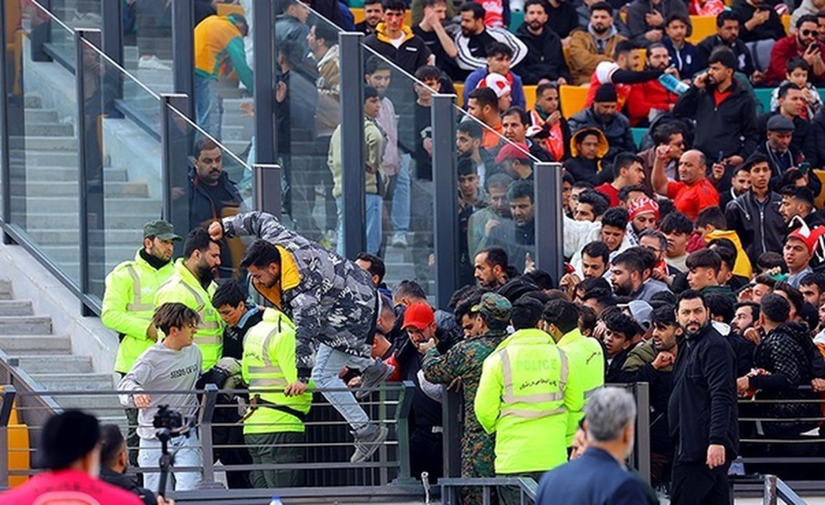 مدیر آزادی: تماشاگران با دوربینهای امنیتی شناسایی شدند