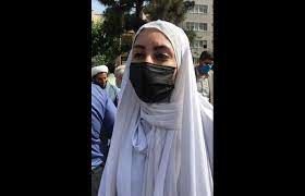 زنان شیرازی کفن‌پوش به خیابان آمدند
