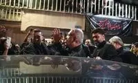 تصاویر از مسعود پزشکیان در شام غریبان حسینی