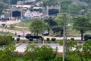 لحظه عزیمت هیئت آمریکایی به هتل محل اقامتشان