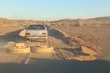 خلاقیت جالب یک هموطن برای هموارسازی جاده خاکی