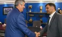 گزینه سرمربیگری استقلال پرید