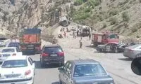 تصادف شاخ به شاخ دو خودرو در جاده شمال 