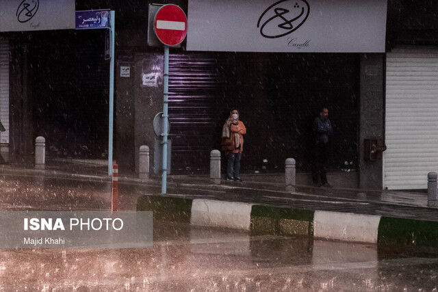 رگبار و رعد و برق در تهران