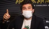 شعار هواداران شارلوا علیه رئیس ایرانی باشگاه