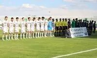 تصویری از سه تماشاگر فوتبال که قند در دل آدم آب می‌کنند