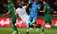 آبی‌ها با شعار «بی‌غیرت، بی‌غیرت» بدرقه شدند