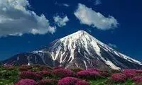 نمایی دیدنی و نزدیک از قله دماوند