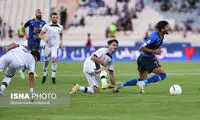 بانوان استقلالی با بلیت پشت در ماندند!
