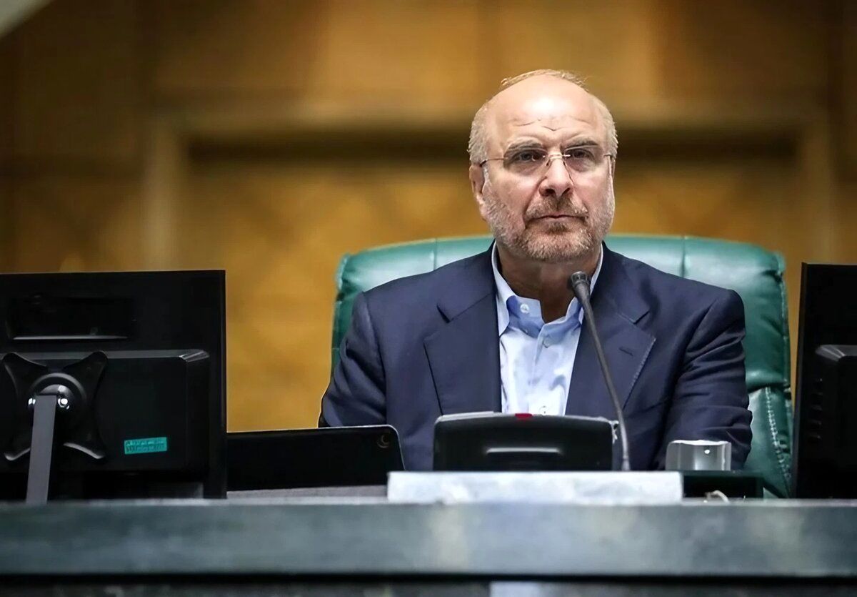   عکس پربازدید از خوش‌و‌بش قالیباف با زنان مجلس 