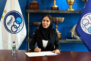 لحظه رونمایی از سرمربی تیم فوتسال زنان استقلال