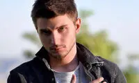دارا حیایی متفاوت‌تر از همیشه در کنار بازیگر گردن‌زنی ظاهر شد