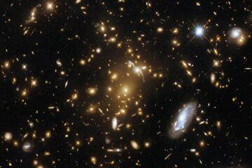 شکار نمای استثنایی از قلب کهکشان اژدها توسط تلسکوپ هابل