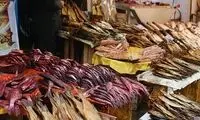 یک فریم از خرید شب چلّه در بازار رشت