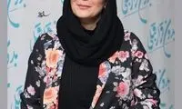 تیپ خاص و جنجالی خانم بازیگر در یک مراسم 