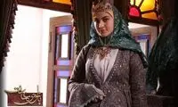 عکس متفاوت بازیگر بانوی عمارت در یک مراسم مذهبی