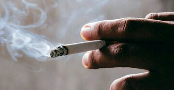 تصویر آگهی عجیب: ایرانی سیگار ایرانی بکش!