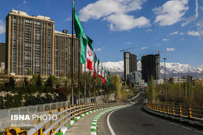 بیلبورد عجیبی که در تهران جلب‌توجه کرد