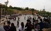 عکسی از چند دختر و پسر نوجوان طی ساعات گذشته وایرال شد