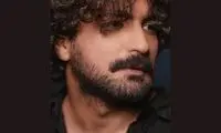 آقا عرفان، شما با این «چشم و دلم روشن این چه یاریه؟» ترکانده‌ای والا