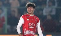 مدافع پرسپولیس با هاشمیان قهر کرد!