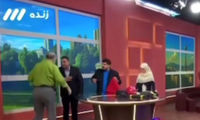 مجری شبکه سه با لباس خیس به برنامه آمد!